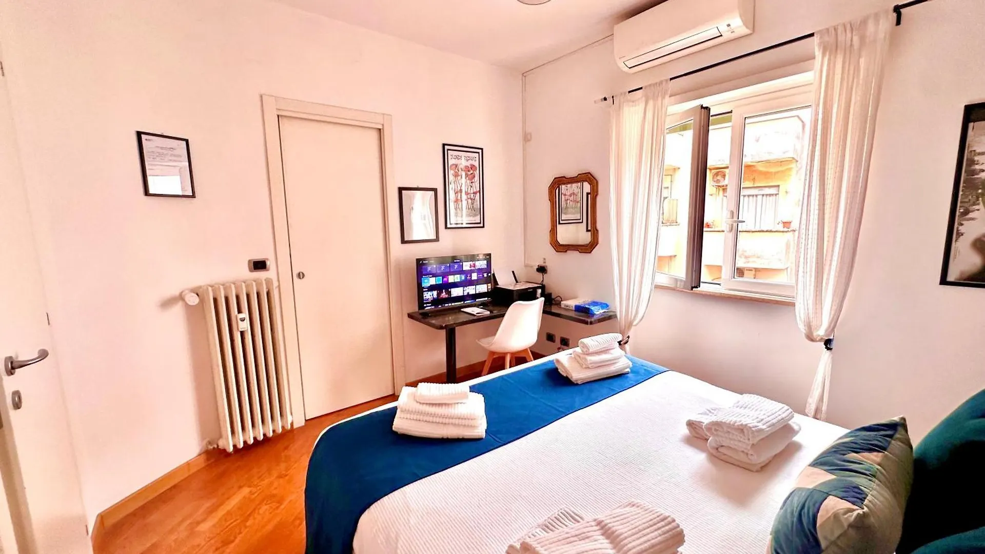 Vatican Glamorous At Passeggiata Del Gelsomino - Free Parking, 4 Guests, Central Rome - Jubilee Ideal Italy